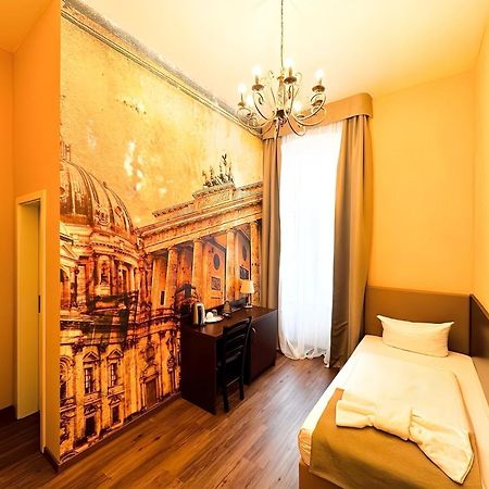 Upper Room Hotel Kurfuerstendamm Берлін Екстер'єр фото