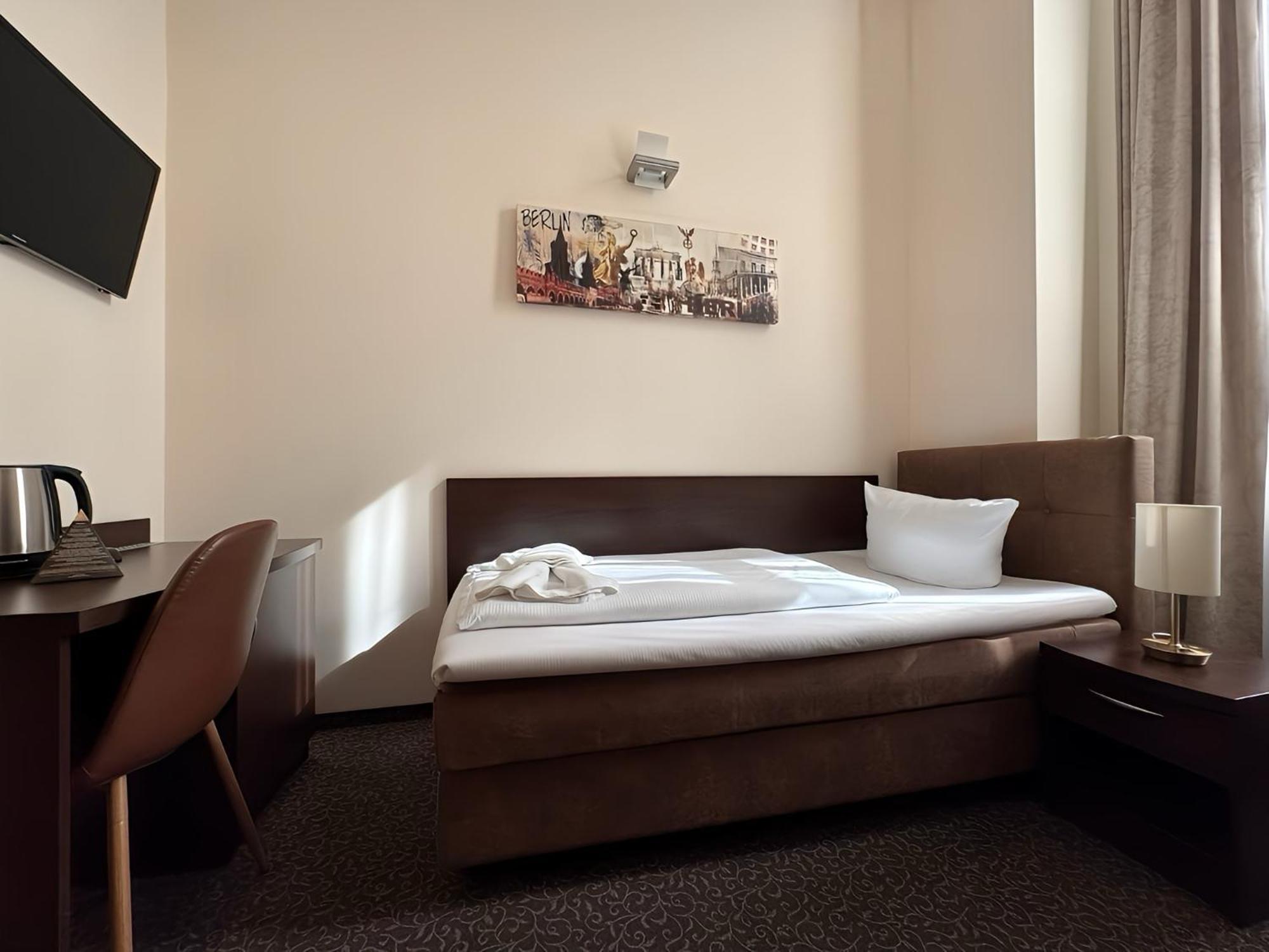Upper Room Hotel Kurfuerstendamm Берлін Екстер'єр фото