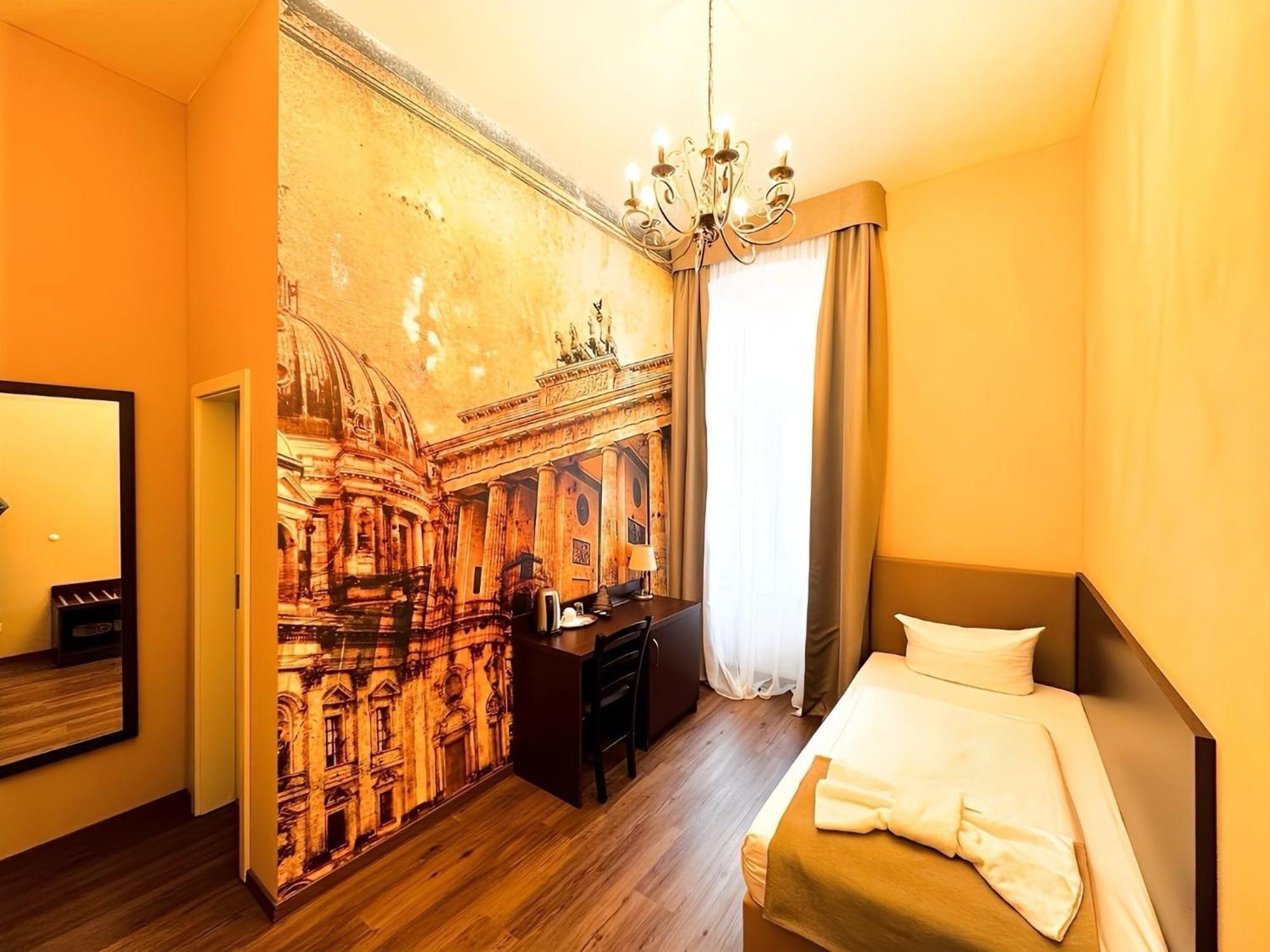 Upper Room Hotel Kurfuerstendamm Берлін Екстер'єр фото
