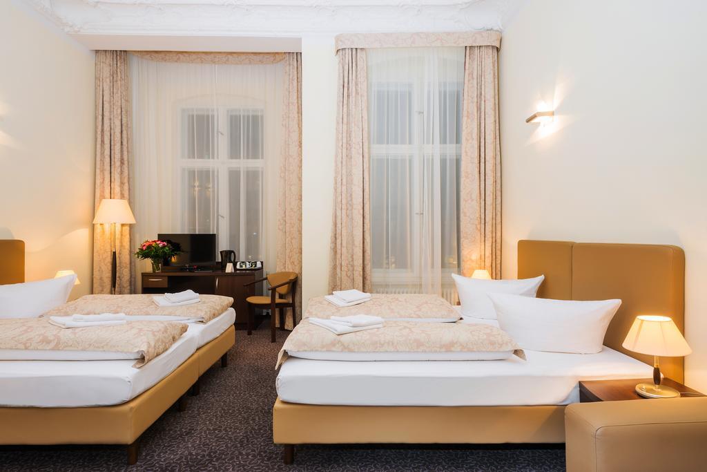 Upper Room Hotel Kurfuerstendamm Берлін Екстер'єр фото