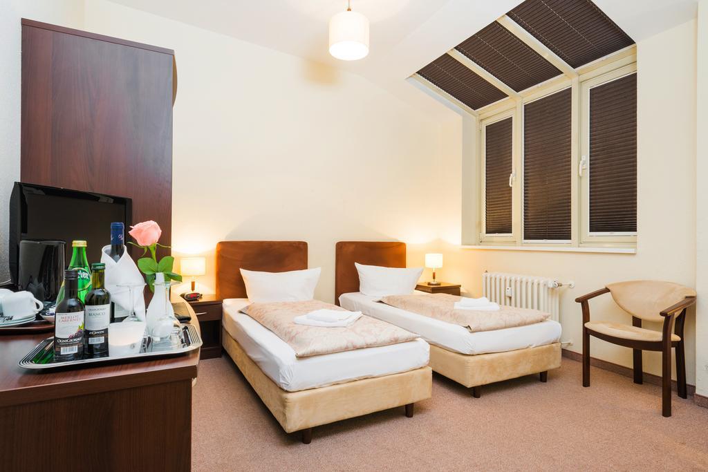 Upper Room Hotel Kurfuerstendamm Берлін Екстер'єр фото