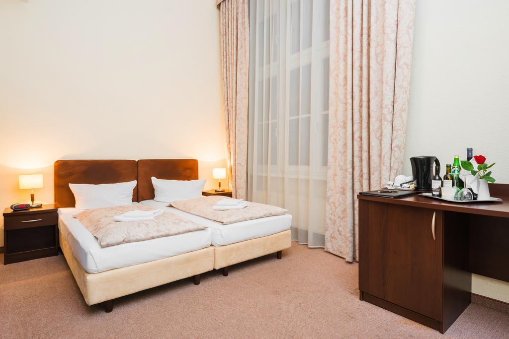 Upper Room Hotel Kurfuerstendamm Берлін Екстер'єр фото