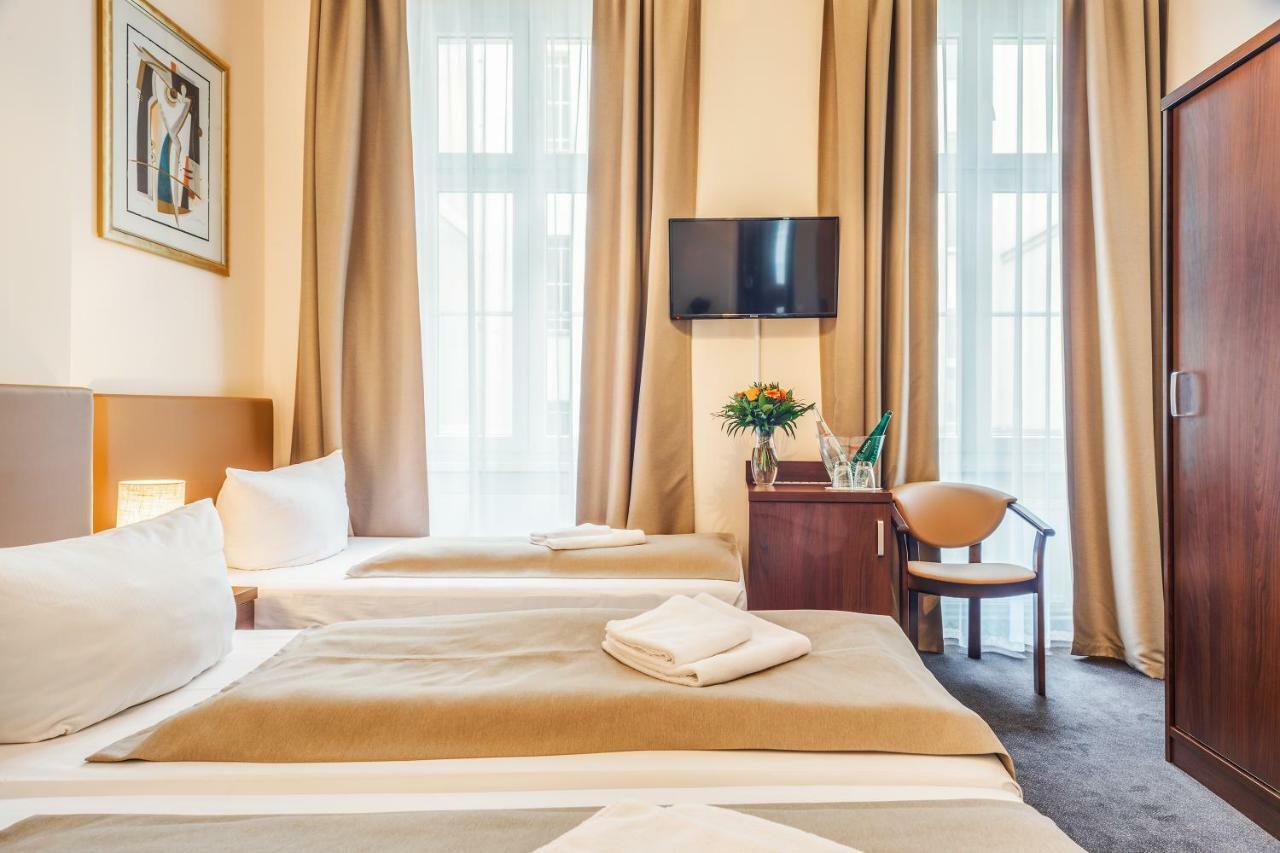 Upper Room Hotel Kurfuerstendamm Берлін Екстер'єр фото