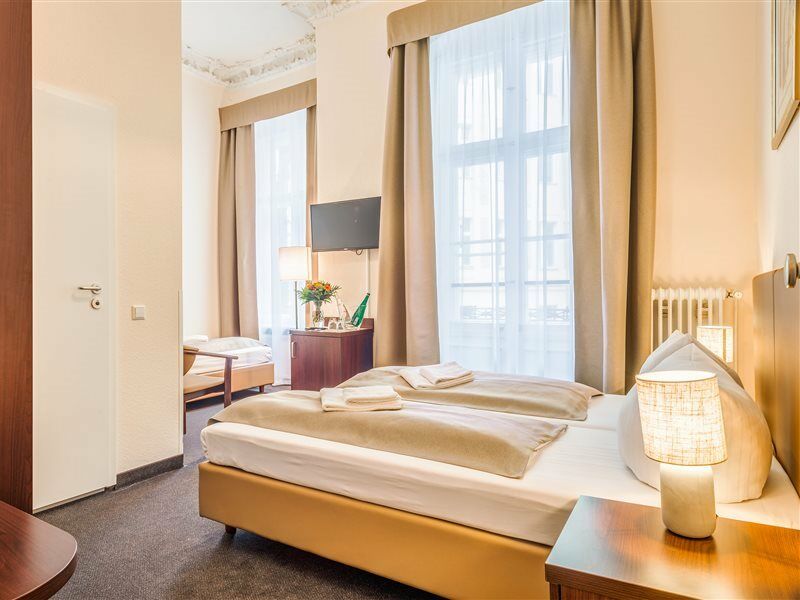 Upper Room Hotel Kurfuerstendamm Берлін Екстер'єр фото